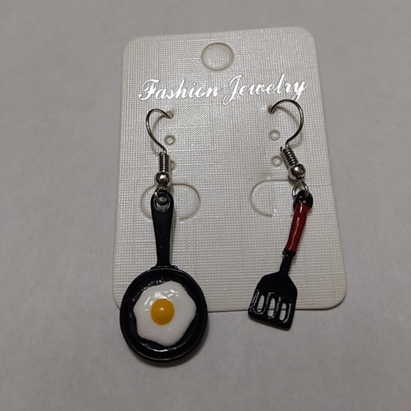 Jewelry - *Sale* What's cookin' good lookin'?